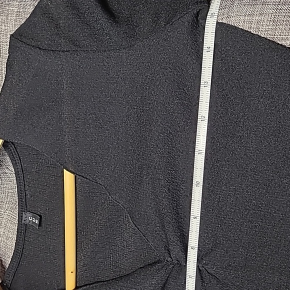 Cue Black Top Size Small - Picture 6 of 7